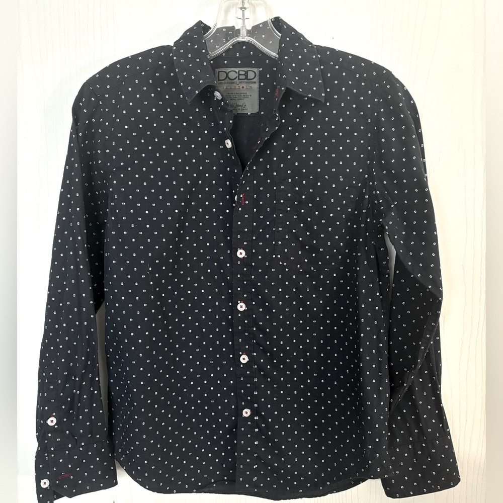 DCBD boys shirt &Top | DCBD button up collar shirt color blue/ white | size M